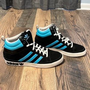 Men’s Adidas shoes size 11